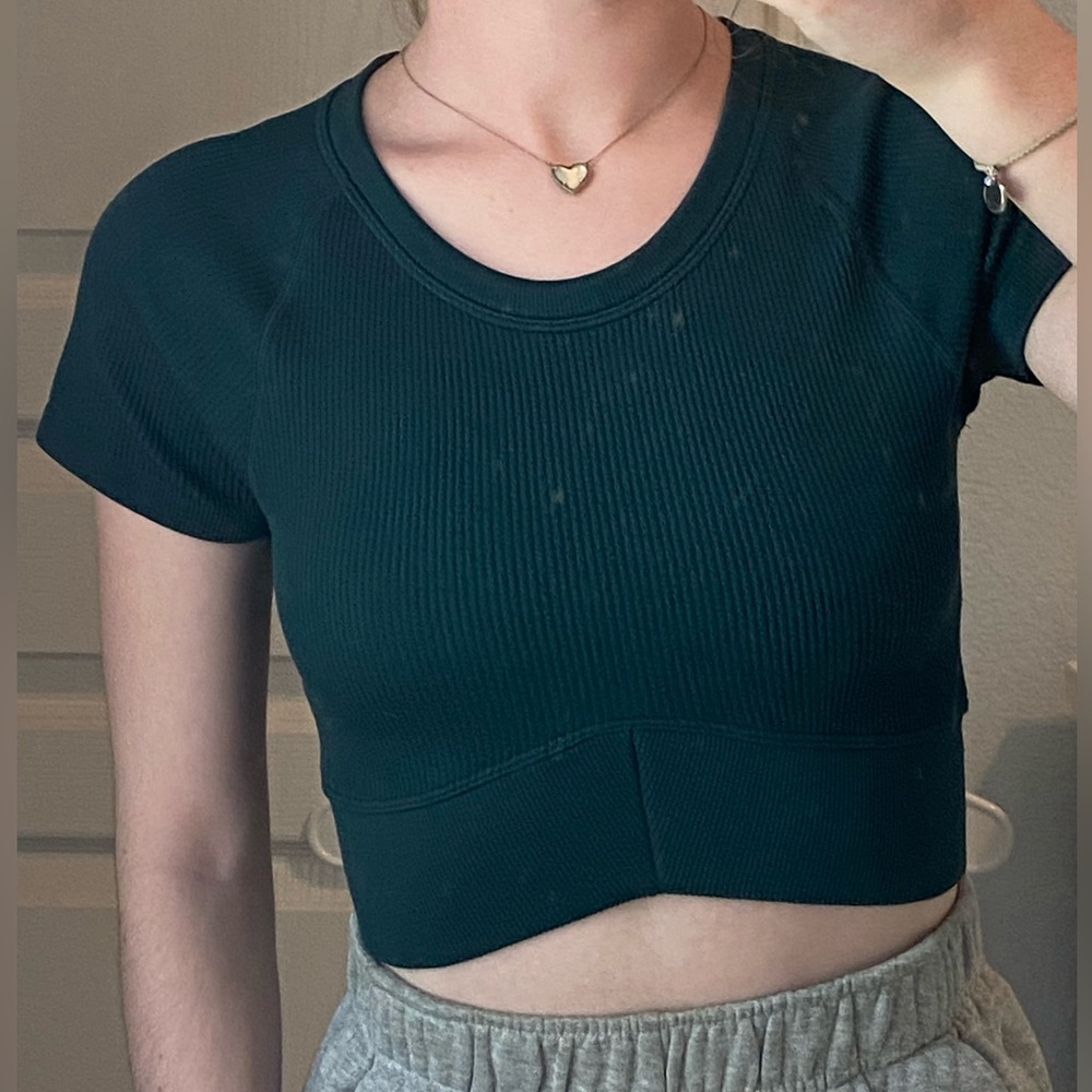 Aerie Ribbed Green Athletic Crop Top